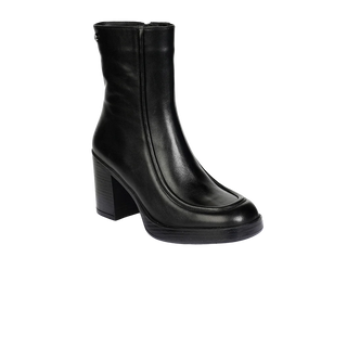 Women’s Black Genuine Leather Boots 3K2TB72178